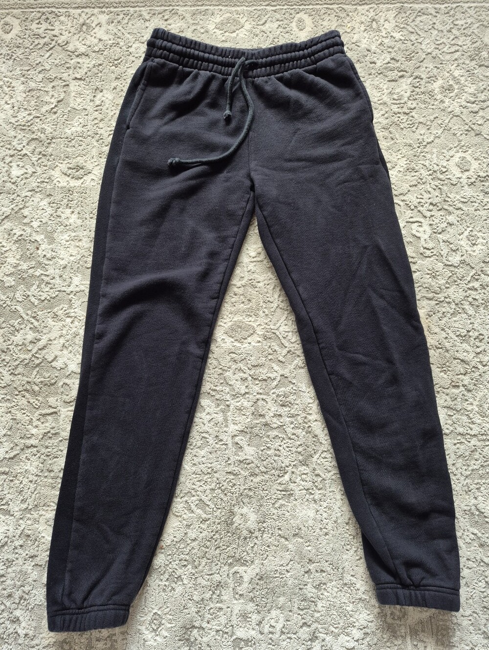 TNA Aritzia Women's Athleisure Boyfriend Cozy Fleece Black Sweatpants Size XS - Picture 2 of 6